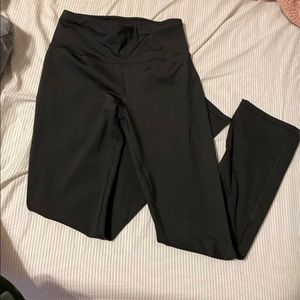Black yoga pants